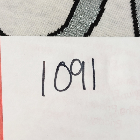 GAP White Long Sleeve Logo Printed Crew Neck Pullover Sweater 1091 - Picture 7 of 7